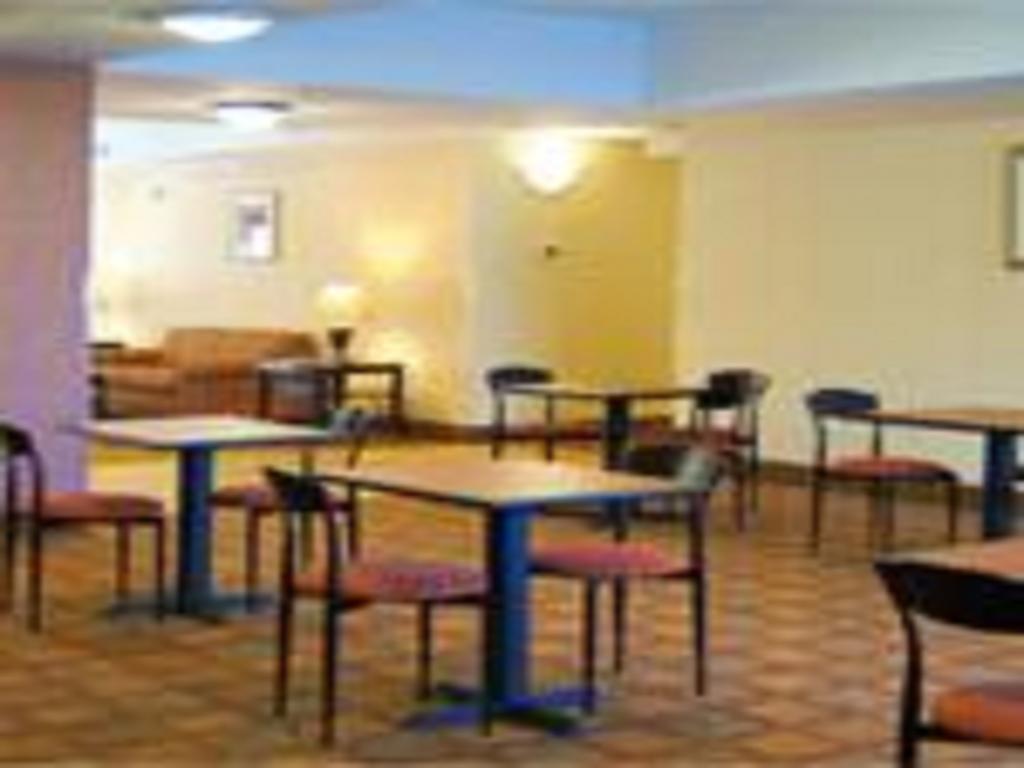 Days Inn By Wyndham Semmes Mobile Exteriér fotografie